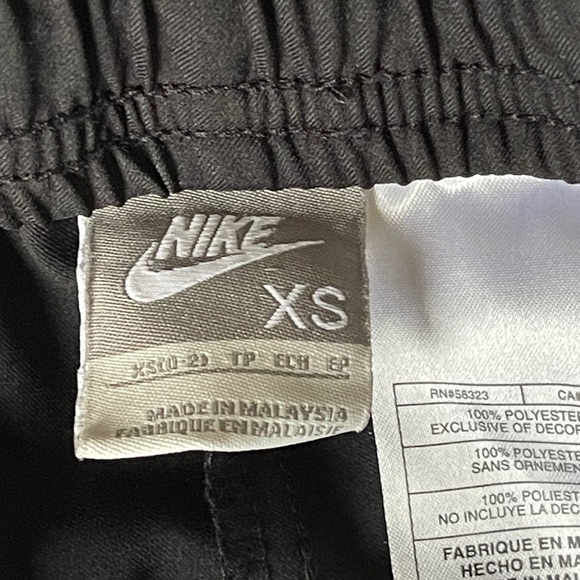 Nike Cropped Track Pants Size XS - Picture 4 of 4